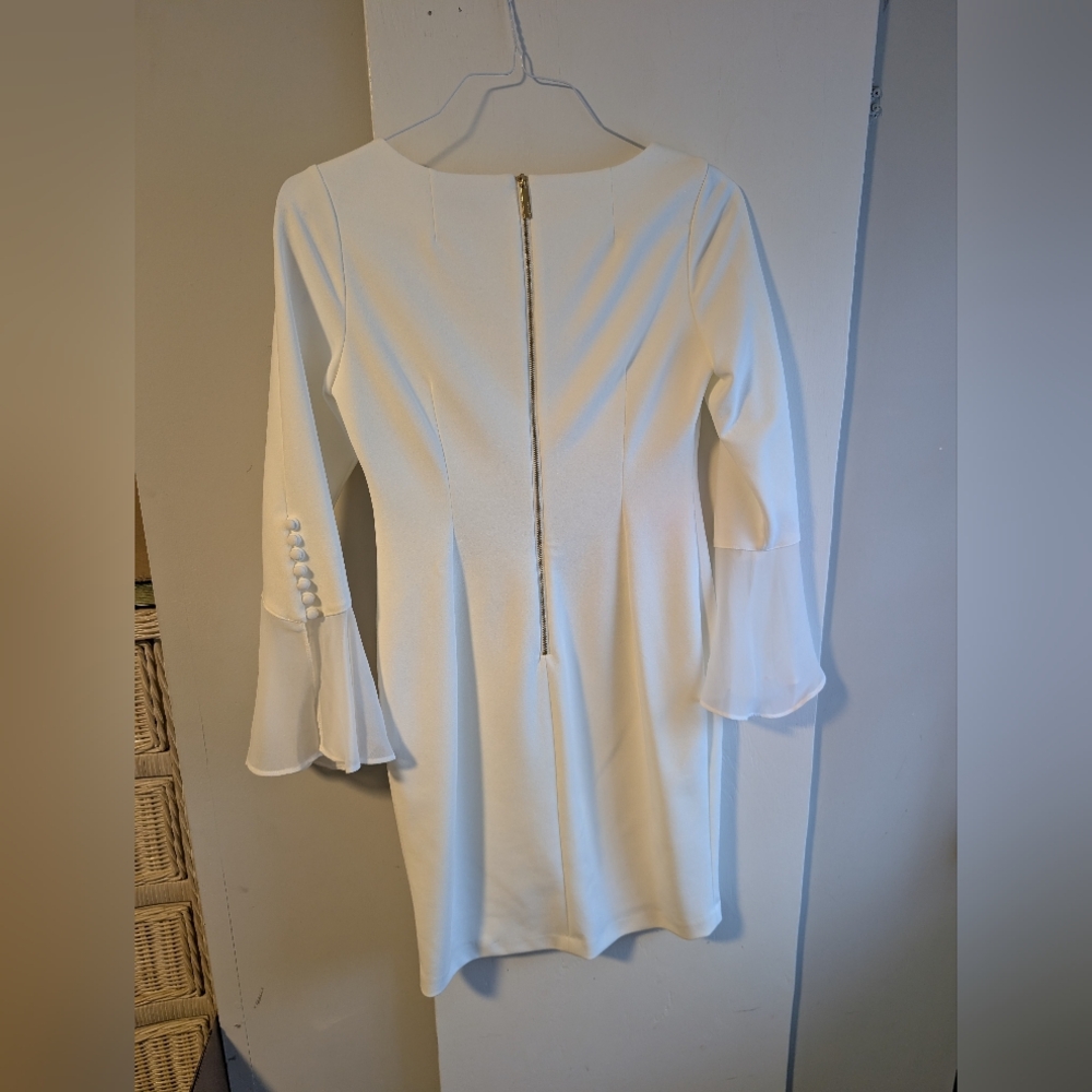 Calvin Klein Elegant White Dress with Flared Sleeves - Picture 2 of 3
